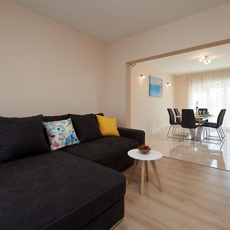 Apartman Tim 特罗吉尔 外观 照片