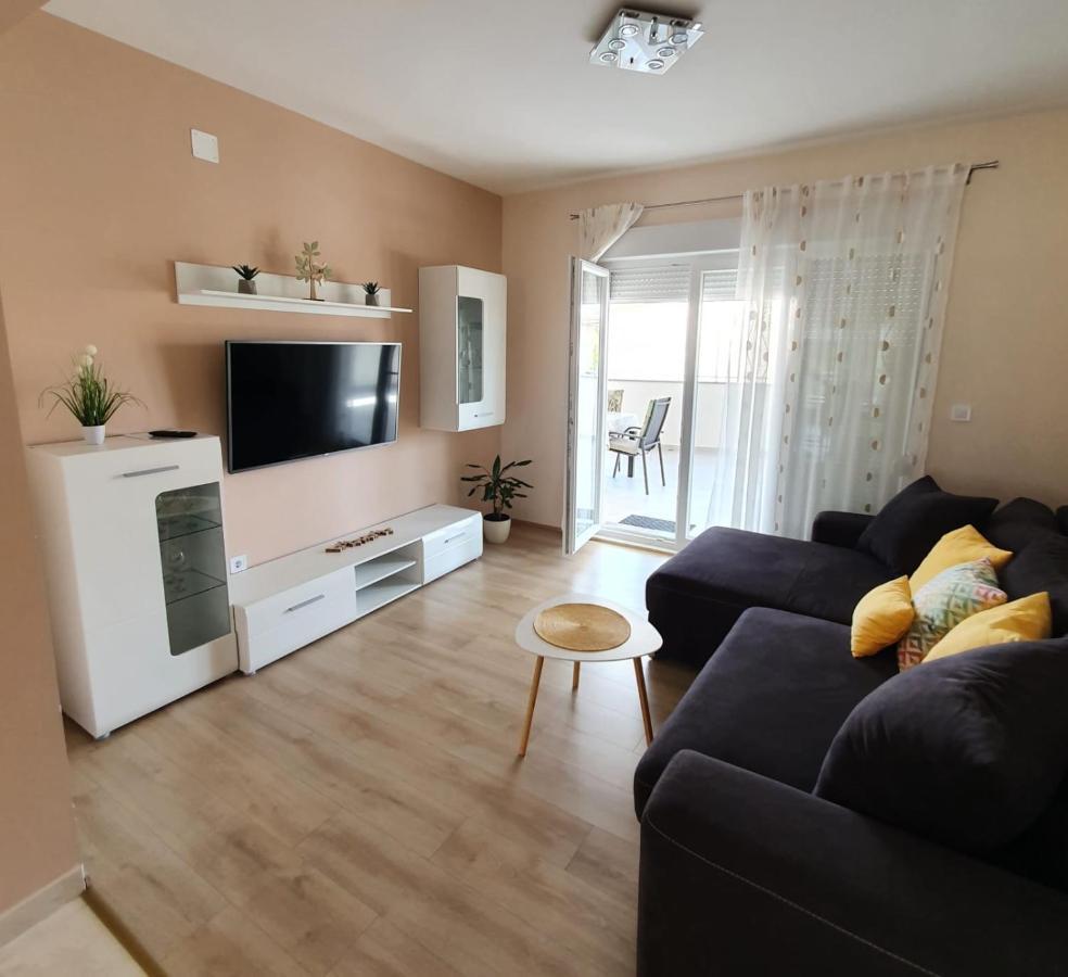 Apartman Tim 特罗吉尔 外观 照片