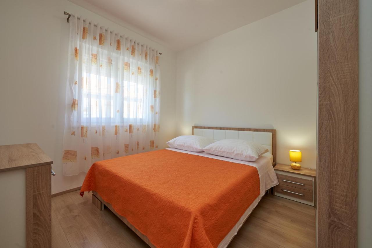 Apartman Tim 特罗吉尔 外观 照片