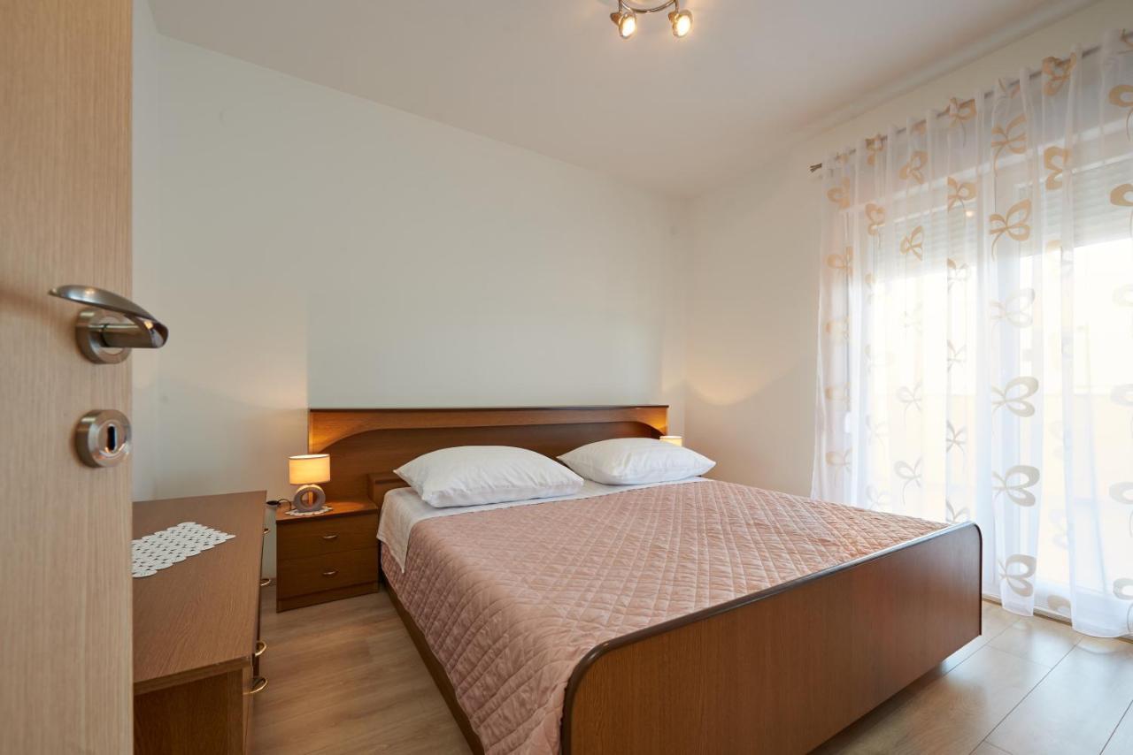 Apartman Tim 特罗吉尔 外观 照片